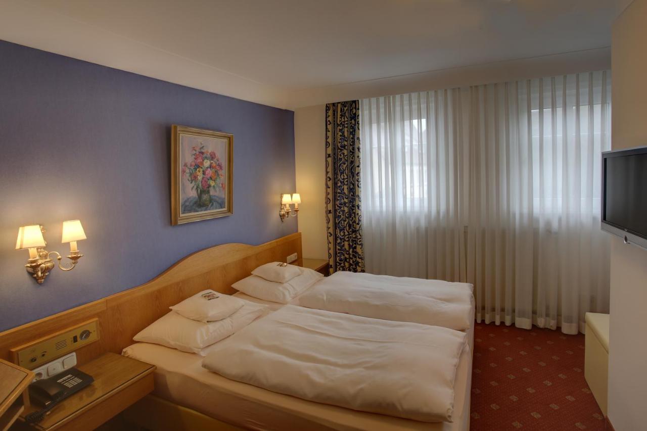 Hotel Brauereigasthof Landwehr-Braeu Reichelshofen Zewnętrze zdjęcie