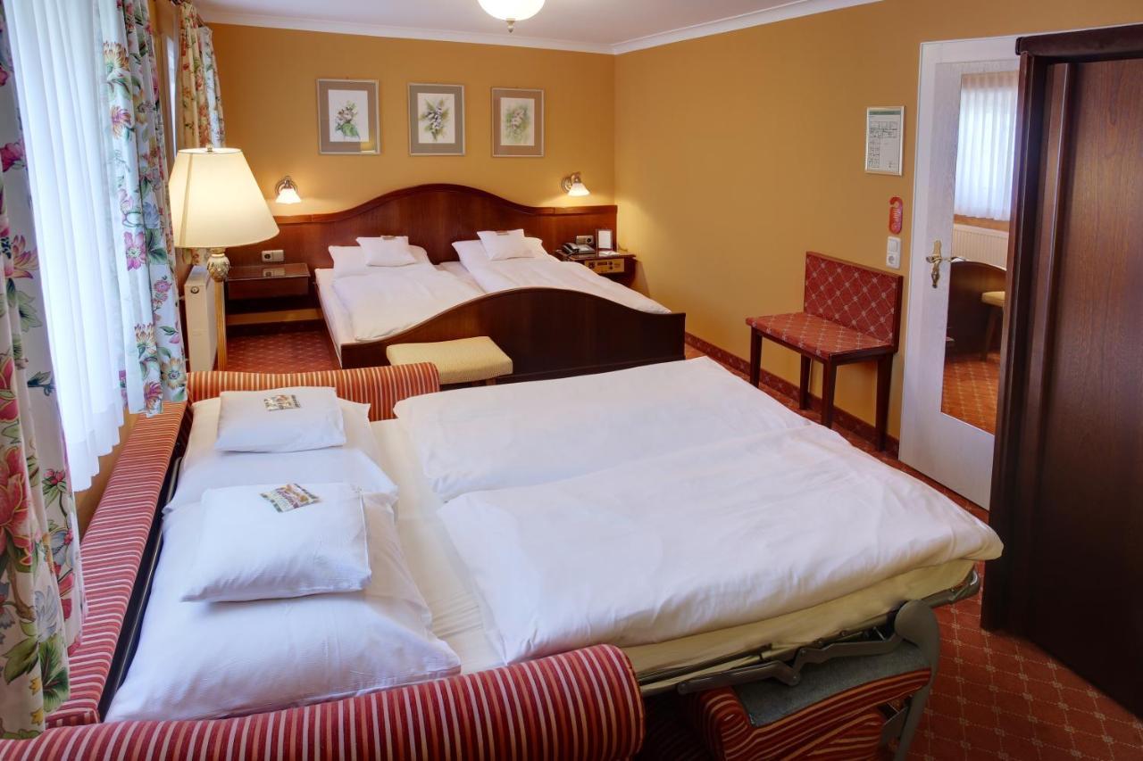 Hotel Brauereigasthof Landwehr-Braeu Reichelshofen Zewnętrze zdjęcie