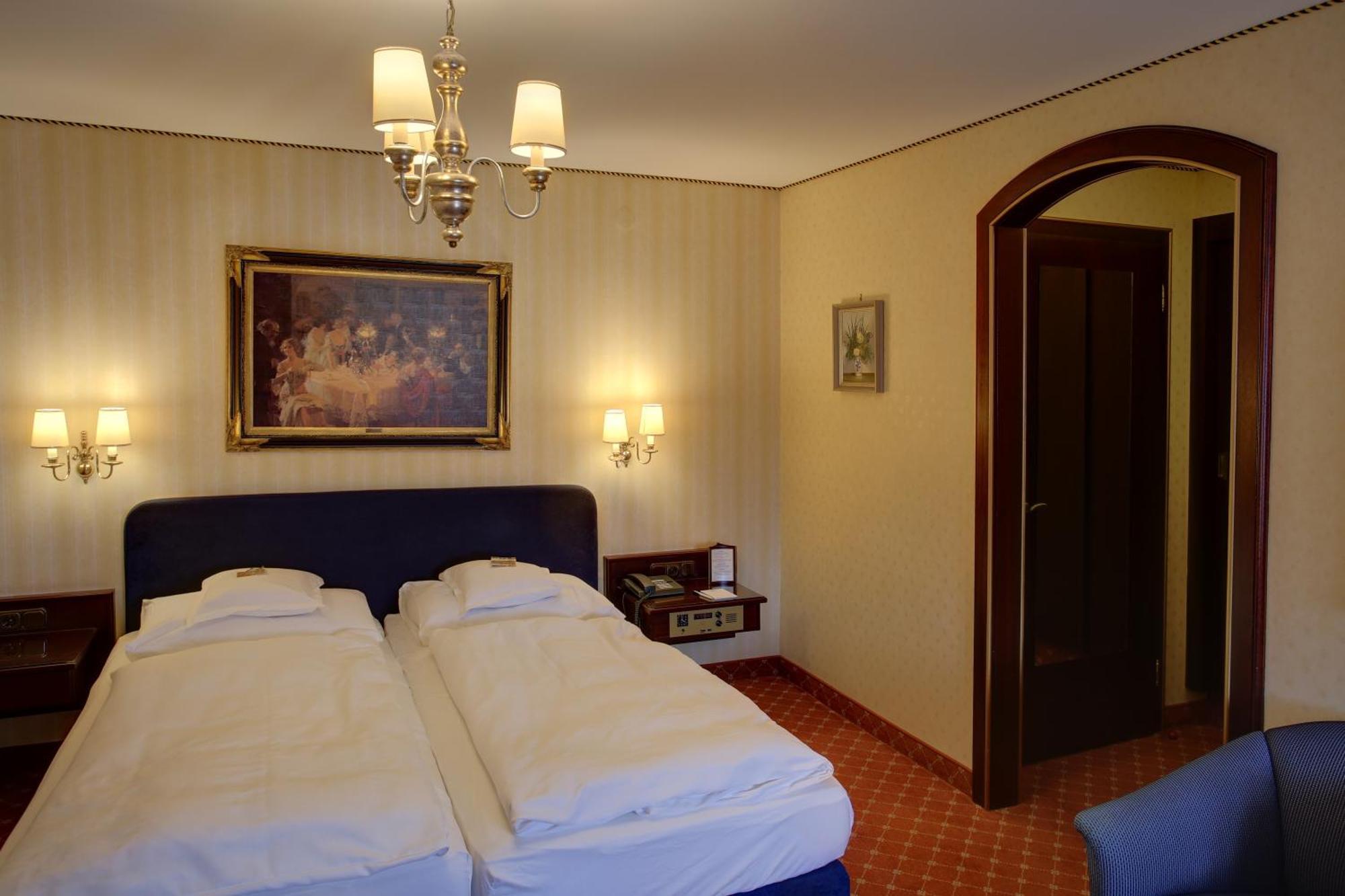 Hotel Brauereigasthof Landwehr-Braeu Reichelshofen Pokój zdjęcie