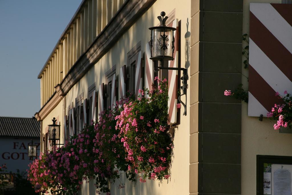 Hotel Brauereigasthof Landwehr-Braeu Reichelshofen Zewnętrze zdjęcie