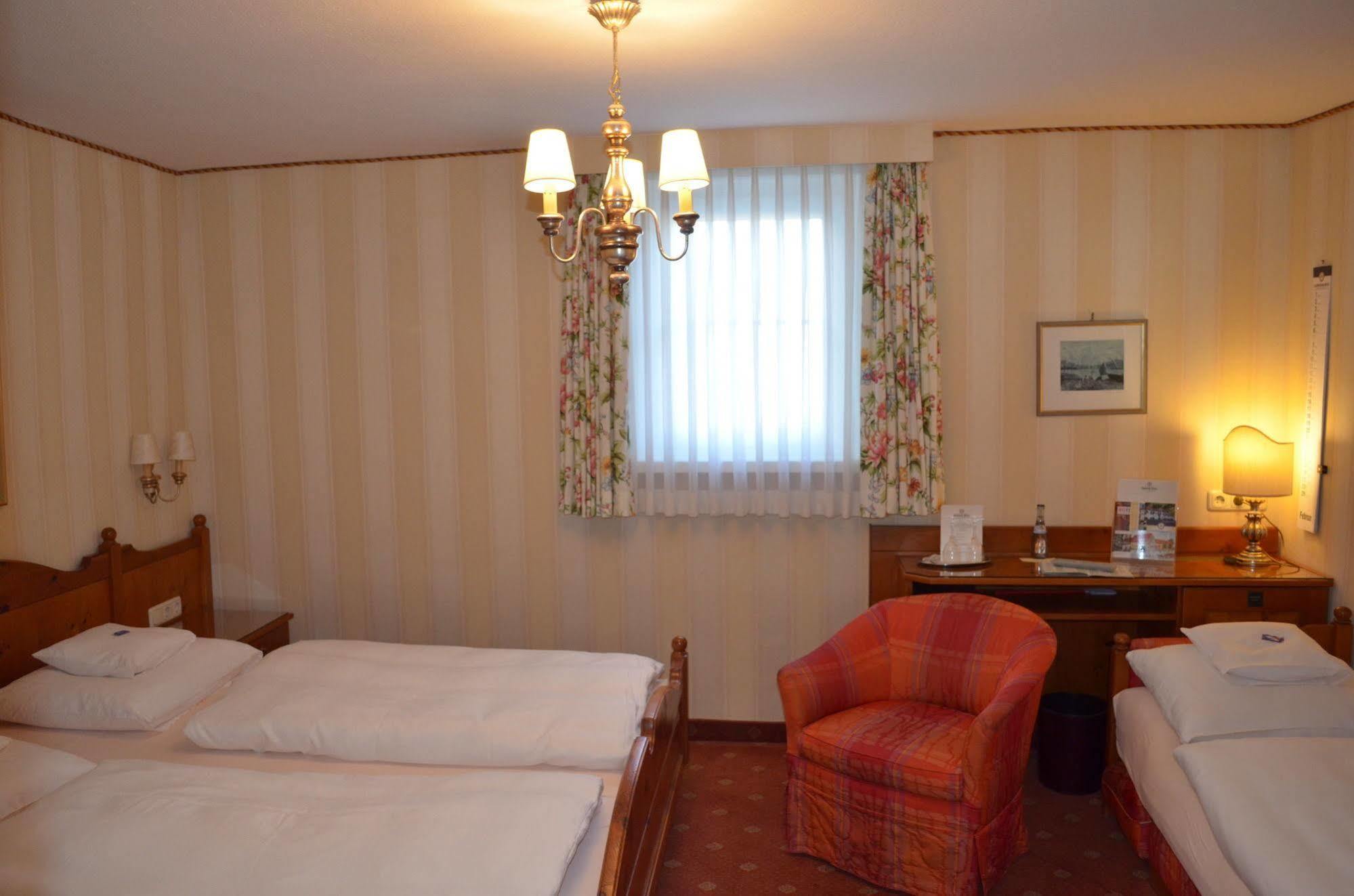 Hotel Brauereigasthof Landwehr-Braeu Reichelshofen Zewnętrze zdjęcie